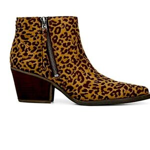 Circus by Sam Edelman leopard cowboy bootie 9 1/2